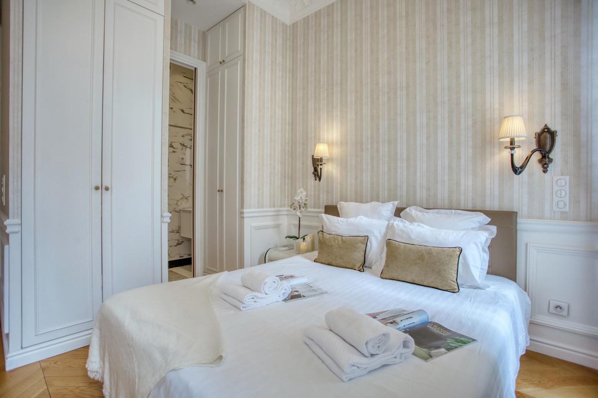 Luxueux 200M2 5Ch Champs Elysees A 1Min Perle Rare パリ エクステリア 写真