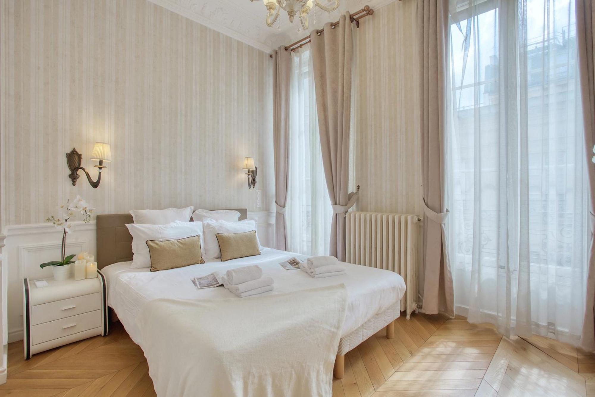 Luxueux 200M2 5Ch Champs Elysees A 1Min Perle Rare パリ エクステリア 写真