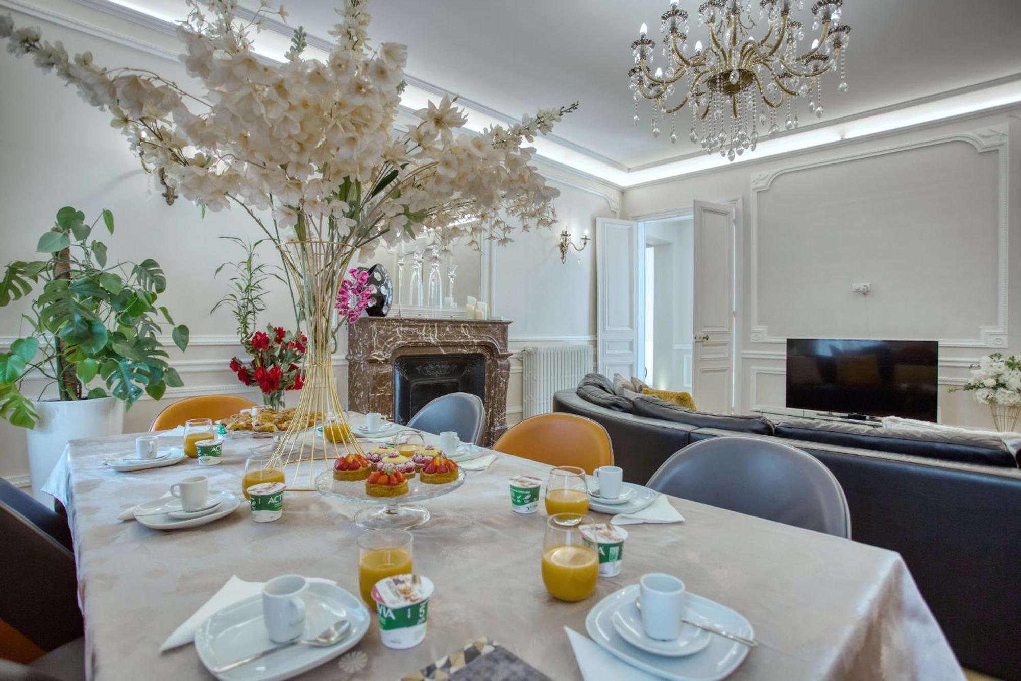 Luxueux 200M2 5Ch Champs Elysees A 1Min Perle Rare パリ エクステリア 写真